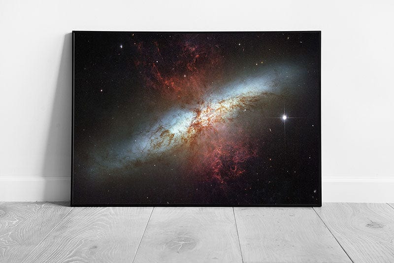 Print The magnificent starburst galaxy Messier Space Wall Art Print Framed Picture print